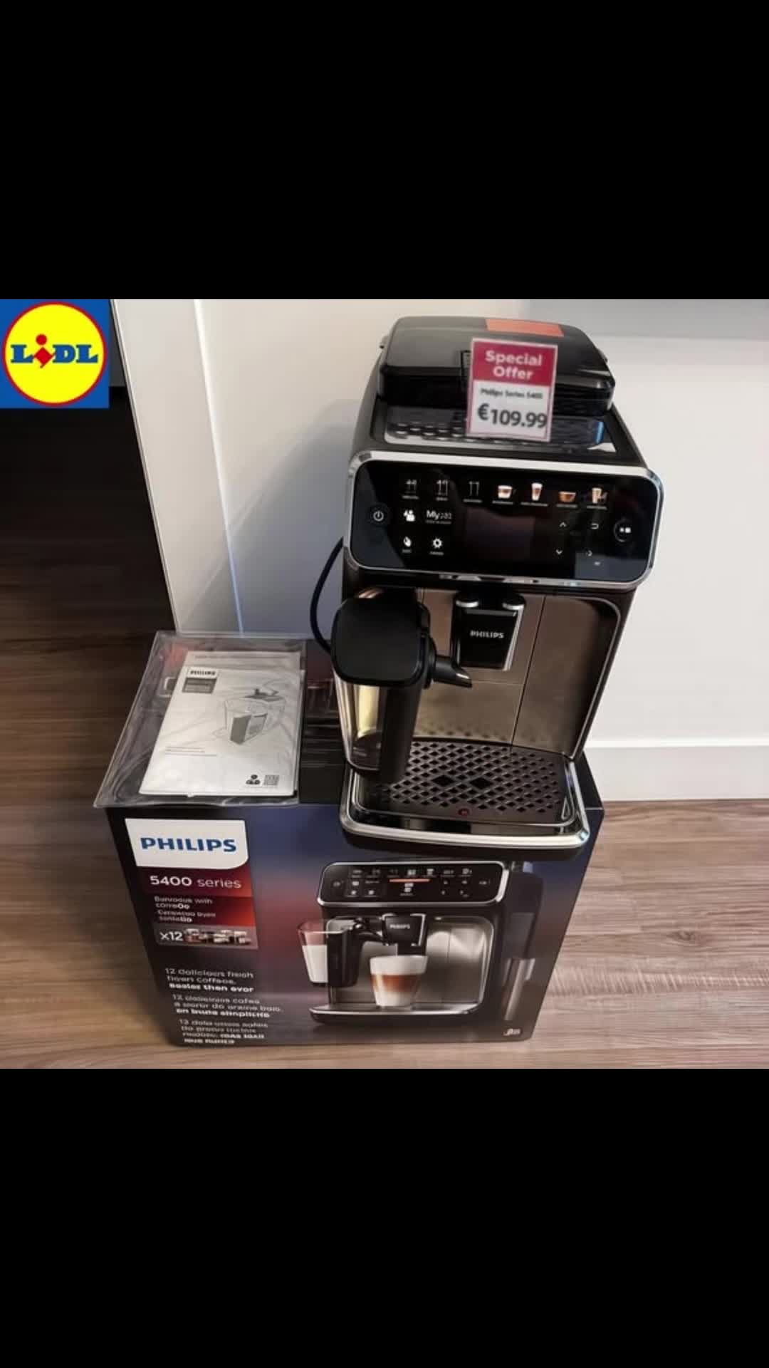 Black Friday Mega Sale—Your Barista at the Best Price!- 5400 Series fully automatic coffee machine